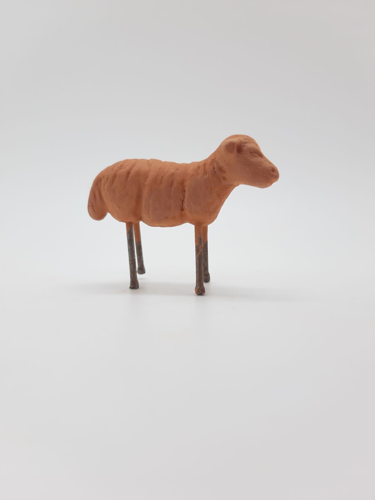 Mouton – Pattes fer
